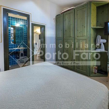פאלאו 23 Baia Faro - Trilocale Mansardato Con Ampia Terrazza Vista Mare מראה חיצוני תמונה